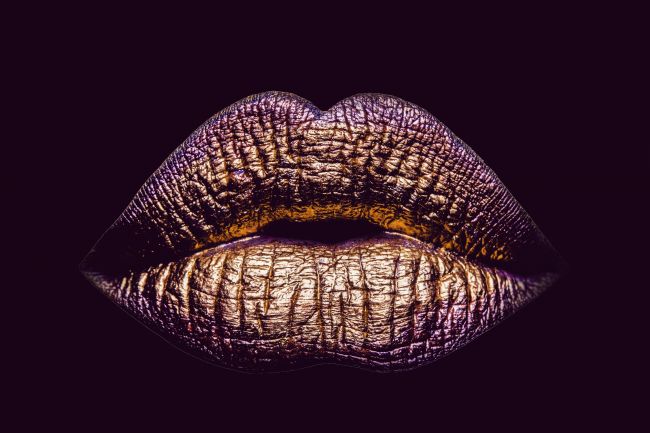 Golden Lips III